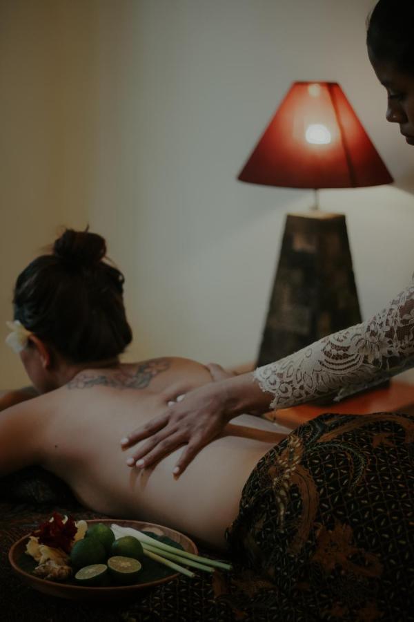 Lastana Suite Ubud ภายนอก รูปภาพ